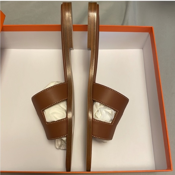 Authentic Hermes Oran leather Sandals - Picture 5 of 6